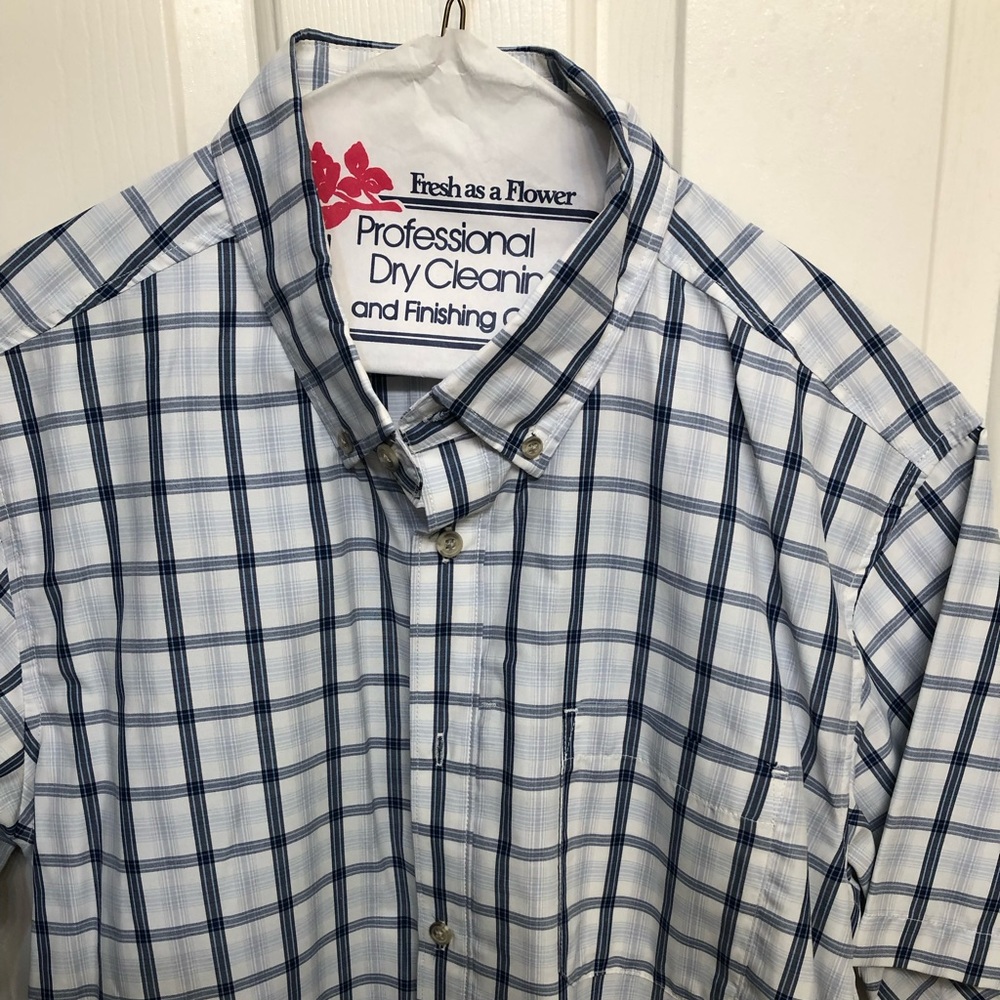 Men’s UB Tech Short-sleeve button up.